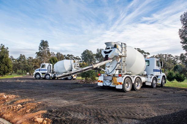 Best Concrete Flooring Contractor  in Blue Mountain, MS
